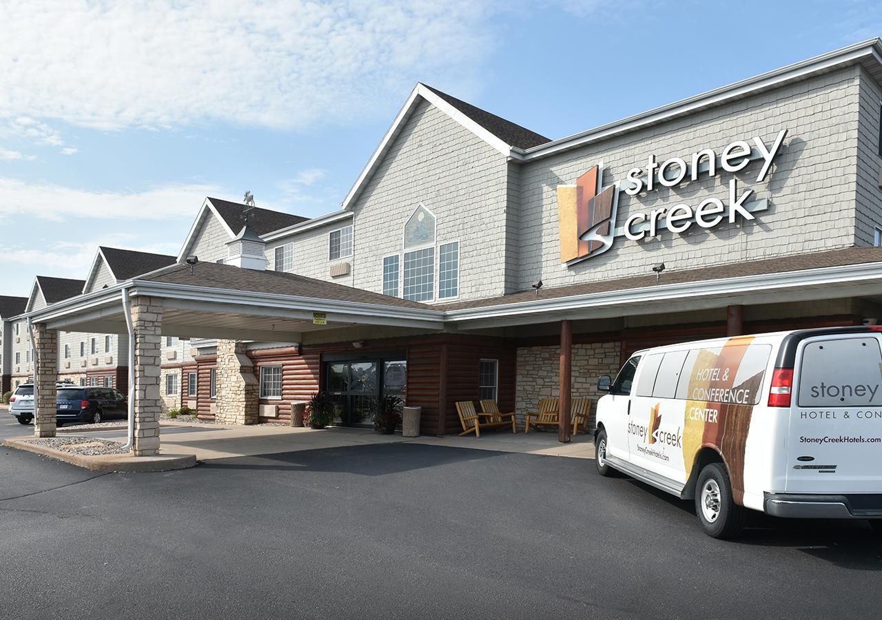 Cedar Creek Hotel Wausau - Rothschild Exterior photo